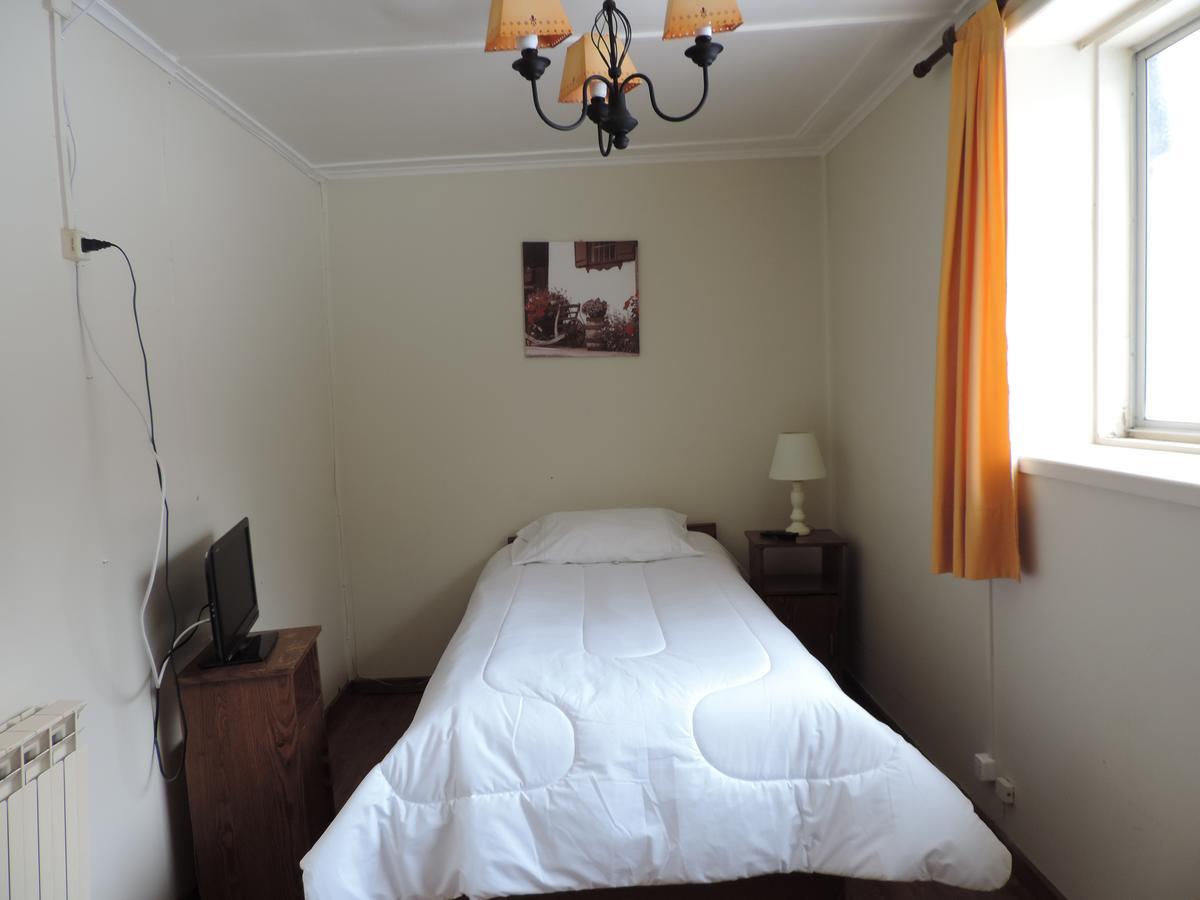 Hostal Oro Fueguino Punta Arenas Extérieur photo