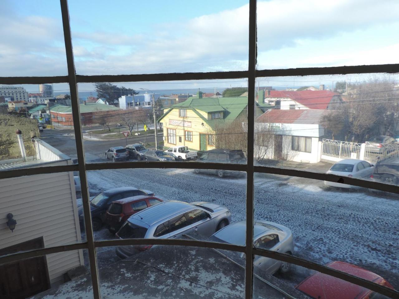 Hostal Oro Fueguino Punta Arenas Extérieur photo