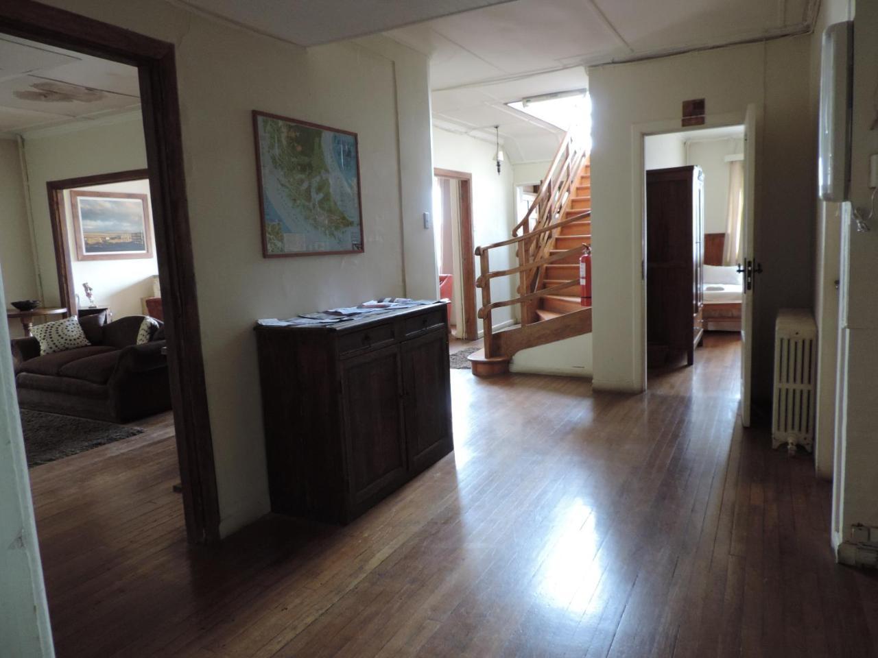 Hostal Oro Fueguino Punta Arenas Extérieur photo